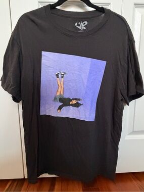 Olivia Rodrigo sour guts graphic tee